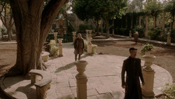 extant_GameOfThrones_1x04-CripplesBastardsAndBrokenThings_3034