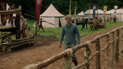 extant_GameOfThrones_1x04-CripplesBastardsAndBrokenThings_3044