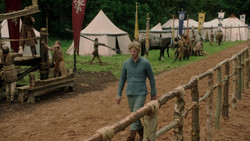 extant_GameOfThrones_1x04-CripplesBastardsAndBrokenThings_3045