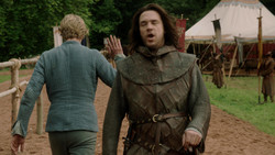 extant_GameOfThrones_1x04-CripplesBastardsAndBrokenThings_3058