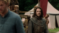 extant_GameOfThrones_1x04-CripplesBastardsAndBrokenThings_3066
