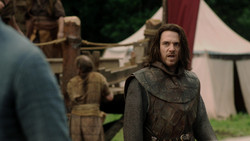 extant_GameOfThrones_1x04-CripplesBastardsAndBrokenThings_3068