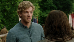 extant_GameOfThrones_1x04-CripplesBastardsAndBrokenThings_3086