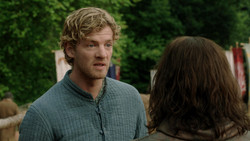 extant_GameOfThrones_1x04-CripplesBastardsAndBrokenThings_3087