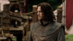 extant_GameOfThrones_1x04-CripplesBastardsAndBrokenThings_3093