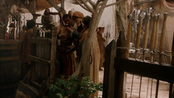 extant_GameOfThrones_1x04-CripplesBastardsAndBrokenThings_3101