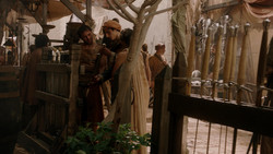 extant_GameOfThrones_1x04-CripplesBastardsAndBrokenThings_3102