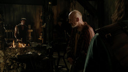 extant_GameOfThrones_1x04-CripplesBastardsAndBrokenThings_3163