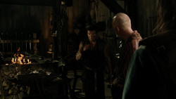 extant_GameOfThrones_1x04-CripplesBastardsAndBrokenThings_3177