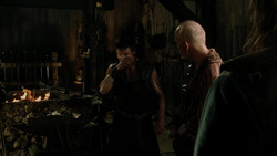 extant_GameOfThrones_1x04-CripplesBastardsAndBrokenThings_3178