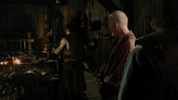 extant_GameOfThrones_1x04-CripplesBastardsAndBrokenThings_3197