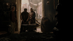 extant_GameOfThrones_1x04-CripplesBastardsAndBrokenThings_3208