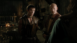 extant_GameOfThrones_1x04-CripplesBastardsAndBrokenThings_3238