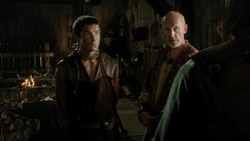 extant_GameOfThrones_1x04-CripplesBastardsAndBrokenThings_3240