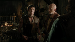 extant_GameOfThrones_1x04-CripplesBastardsAndBrokenThings_3242