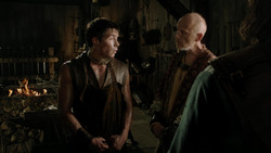 extant_GameOfThrones_1x04-CripplesBastardsAndBrokenThings_3252