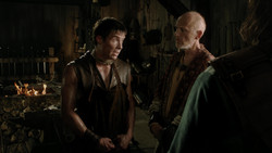 extant_GameOfThrones_1x04-CripplesBastardsAndBrokenThings_3260