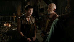 extant_GameOfThrones_1x04-CripplesBastardsAndBrokenThings_3261