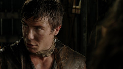 extant_GameOfThrones_1x04-CripplesBastardsAndBrokenThings_3288