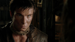 extant_GameOfThrones_1x04-CripplesBastardsAndBrokenThings_3317