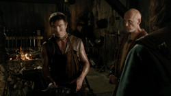 extant_GameOfThrones_1x04-CripplesBastardsAndBrokenThings_3335