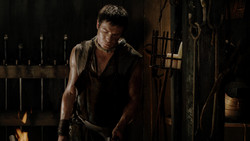 extant_GameOfThrones_1x04-CripplesBastardsAndBrokenThings_3346