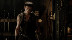 extant_GameOfThrones_1x04-CripplesBastardsAndBrokenThings_3347