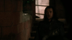 extant_GameOfThrones_1x04-CripplesBastardsAndBrokenThings_3385