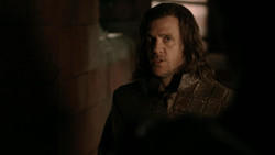 extant_GameOfThrones_1x04-CripplesBastardsAndBrokenThings_3388