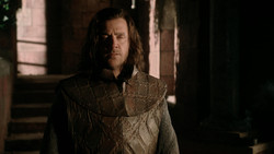 extant_GameOfThrones_1x04-CripplesBastardsAndBrokenThings_3405