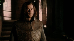 extant_GameOfThrones_1x04-CripplesBastardsAndBrokenThings_3434
