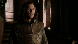 extant_GameOfThrones_1x04-CripplesBastardsAndBrokenThings_3486