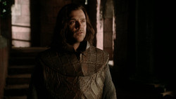 extant_GameOfThrones_1x04-CripplesBastardsAndBrokenThings_3524