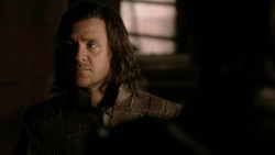 extant_GameOfThrones_1x04-CripplesBastardsAndBrokenThings_3532