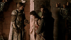 extant_GameOfThrones_1x04-CripplesBastardsAndBrokenThings_3539
