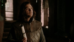 extant_GameOfThrones_1x04-CripplesBastardsAndBrokenThings_3554