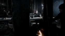 extant_GameOfThrones_1x04-CripplesBastardsAndBrokenThings_3592
