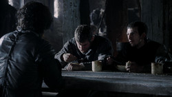 extant_GameOfThrones_1x04-CripplesBastardsAndBrokenThings_3618