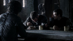 extant_GameOfThrones_1x04-CripplesBastardsAndBrokenThings_3619