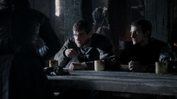 extant_GameOfThrones_1x04-CripplesBastardsAndBrokenThings_3627