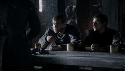 extant_GameOfThrones_1x04-CripplesBastardsAndBrokenThings_3629