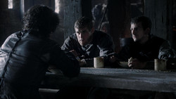 extant_GameOfThrones_1x04-CripplesBastardsAndBrokenThings_3650