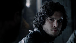 extant_GameOfThrones_1x04-CripplesBastardsAndBrokenThings_3688