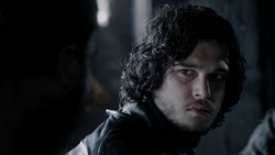 extant_GameOfThrones_1x04-CripplesBastardsAndBrokenThings_3690