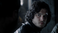 extant_GameOfThrones_1x04-CripplesBastardsAndBrokenThings_3692