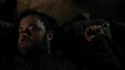 extant_GameOfThrones_1x04-CripplesBastardsAndBrokenThings_3715