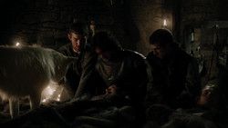 extant_GameOfThrones_1x04-CripplesBastardsAndBrokenThings_3722