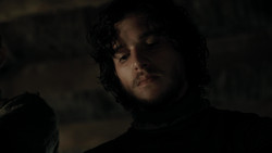 extant_GameOfThrones_1x04-CripplesBastardsAndBrokenThings_3733