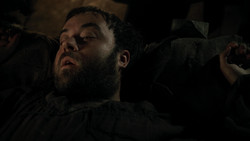 extant_GameOfThrones_1x04-CripplesBastardsAndBrokenThings_3741