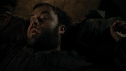 extant_GameOfThrones_1x04-CripplesBastardsAndBrokenThings_3743